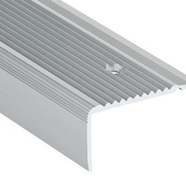 Stepenišni alu profil 43-23 mm